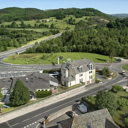 Hotel-Restaurant Le Calice Du Gevaudan - A75 Банассак Экстерьер фото